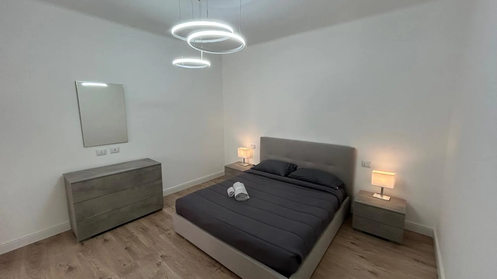 Suite Ai Piedi Di Citta Alta Bergamo Apartment